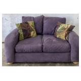 (K) Purple Love Seat  & Accent Pillows
