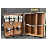 (P) Portable Travel Bar With Space For 3 Bottles.