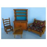 (F) Doll House Furniture              Pert Pat