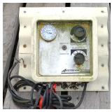 (U) Airstream HH-1435 Humidistat-Thermostat