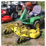 (AB) John Deere F525 Lawn Tractor