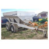 (H) Willmar 600 Dry Fertilizer Spreader, 9