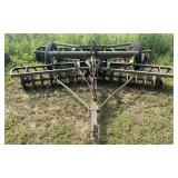 (K) 11ft John Deere Pull-Type Disc