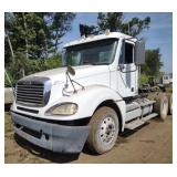 (D) 2009 Freightliner Semi Tractor