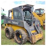 (D) John Deere 320G Skid Steer