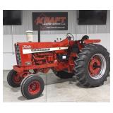 1970 International Farmall 1456 Row Crop