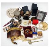 (HI) Vintage Thimbles, Hair Combs, Pens, Keys +