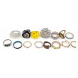 (G) Fifteen (15) Size 7 Costume Rings