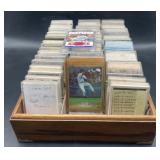 (Y) Baseball assorted collectible cards