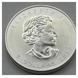 (KK)  Silver 1 1/2 oz Maple Leaf Coin