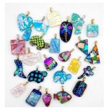 (G) Twenty-Five (25) Art Glass Pendants