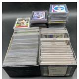 (Z) Greg Maddox collectible cards