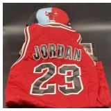 (R) Michael Jordan Childs jersey plus 3 Bulls