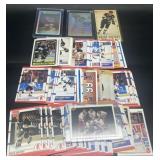 (RS) Wayne Gretzky 100 hockey collector cards