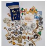 (MN) Brooches, Sweater Clips, Pins +
