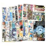 (22) DC Justice League Assorted Comic Books