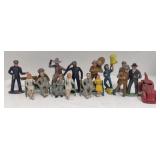 (LG) Cast Iron Figures & Manoil Diecast Wrecker
