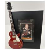 (BL) Framed Picture of Les Paul, Creator of the