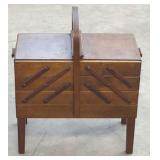 (BL) Vtg Accordion Style Teak Wood Craft Sewing