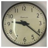 (MT) Simplex Wall Clock. 17 Inch Diameter, 4