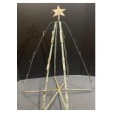 (TR) Folding Metal Christmas Tree Frame, 20x25in