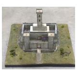(MH) Home Made Fort/ Castle (24"ï¿½24"ï¿½15")