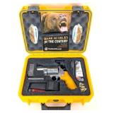 Smith & Wesson Model 460ES .460 S&W Magnum Revolve