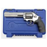 Smith & Wesson Model 617-6 .22 LR 10-Shot Revolver