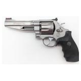 Smith & Wesson Model 627-5 Performance Center .357