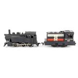 Mantua HO Scale 0-6-0 Engine and Marx New Haven 16