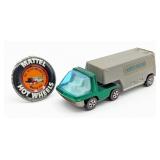 Hot Wheels Redline Green Moving Van Truck with But