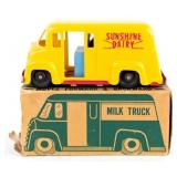 Wyandotte Sunshine Dairy Milk Truck w/ Box