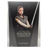 Hot Toys Rey (Jedi Training) Figure.