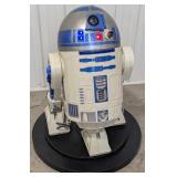 Life Size Star Wars R2-D2 Astromech Droid Animated