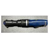 3/8ï¿½ Pneumatic Ratchet Wrench