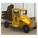 15ï¿½ Metal Believe Truck Statue