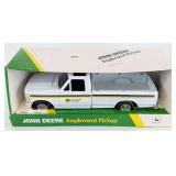 1/16 Ertl John Deere Company Dealership Pickup