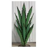 36ï¿½ Metal Agave Plant Statue