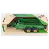 1/16 Ertl John Deere Hydra Push Manure Spreader