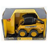 1/16 Ertl John Deere 320 Skid Steer Loader