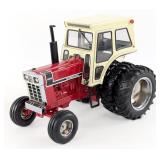 Custom 1/16 International 1066 Tractor w/ Cab