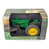 1/8 Scale Models 1939 John Deere Model 'B' Narro