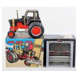 1/16 Ertl Case 1170 Golden Demonstrator and Case M