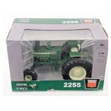 1/16 Ertl Oliver 2255 Tractor Prestige Collection