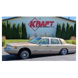 1990 Lincoln Town Car Low-Rider