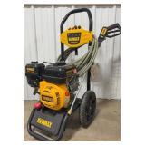 DEWALT 3400 PSI 2.5 GPM Gas Pressure Washer