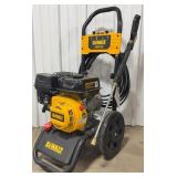 DEWALT 3400 PSI 2.5 GPM Gas Pressure Washer