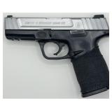 Smith & Wesson SD40 VE 40 S&W Semi-Automatic Pisto