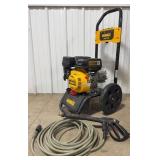 DEWALT 3400 PSI 2.5 GPM Gas Pressure Washer