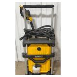 DEWALT 3000 PSI 1.1 GPM 15 Amp Electric Pressure W